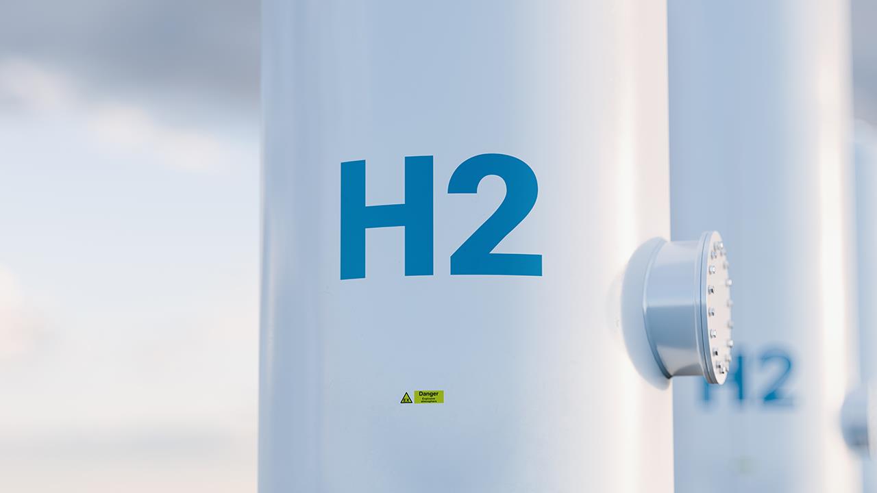 UK government unveils hydrogen strategy image