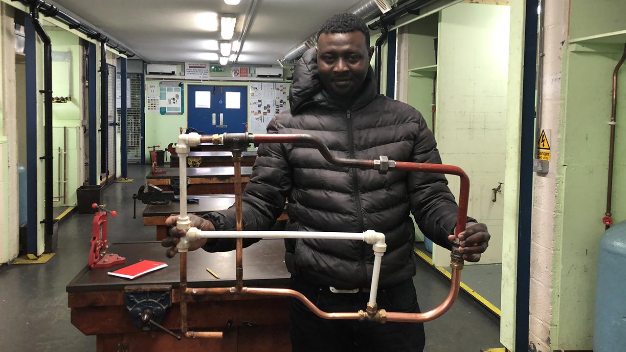 Crowdfunding helps seven homeless people into the plumbing trade image