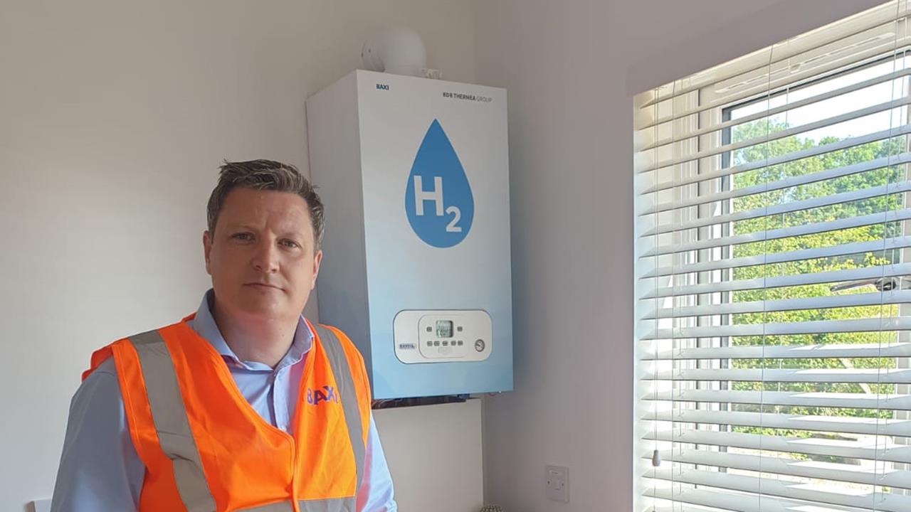 Baxi demonstrates hydrogen boiler in UK's first hydrogen house image