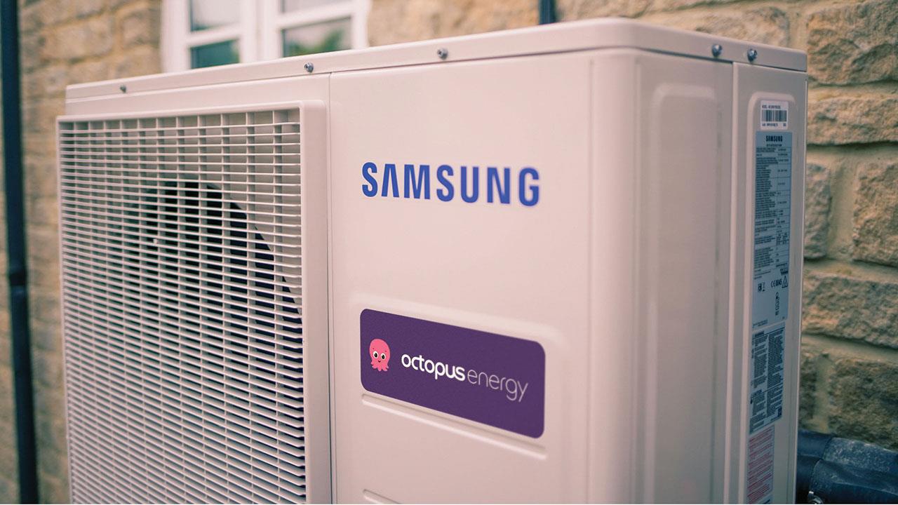 Octopus Energy and Lloyds Bank scheme to offer heat pump installs from £2,000 image
