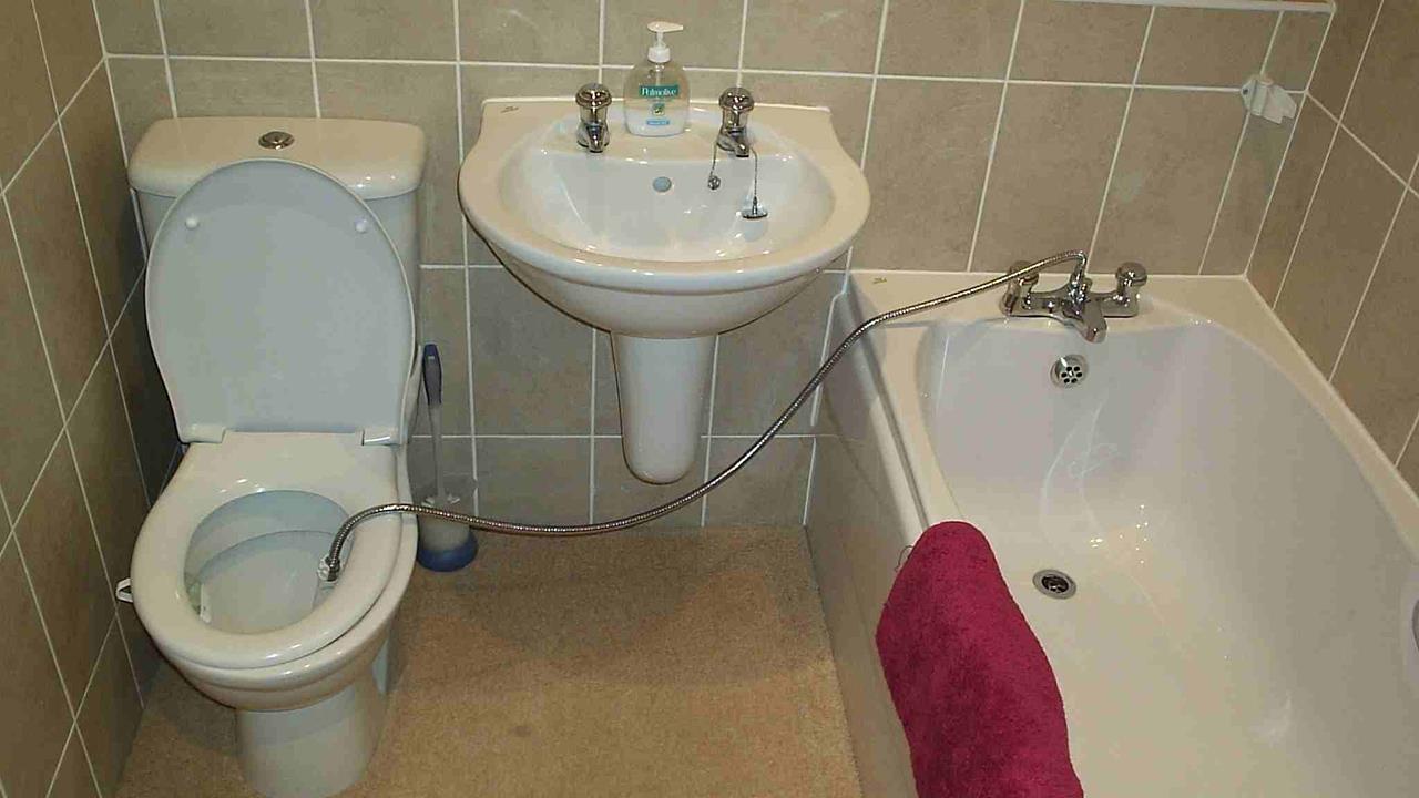 WRAS on avoiding breaking regulations in the bathroom  image