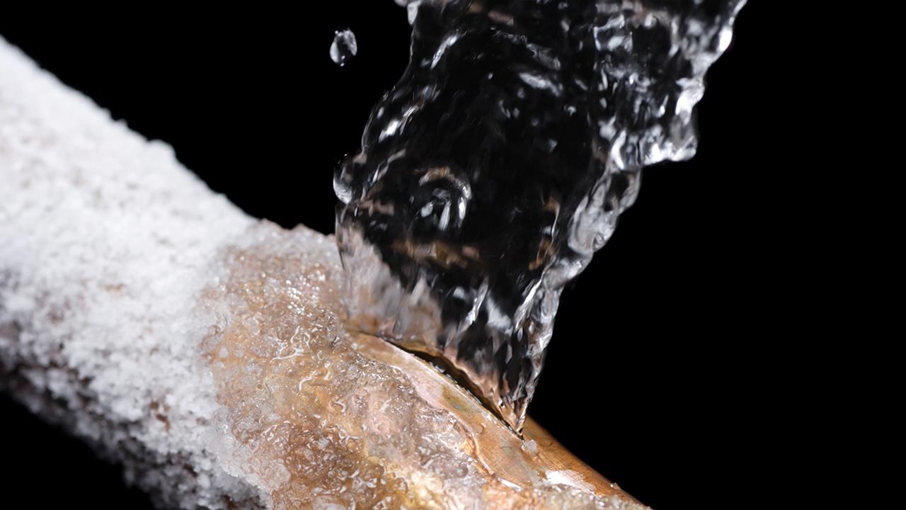 Reducing the risk of frozen pipes this winter image