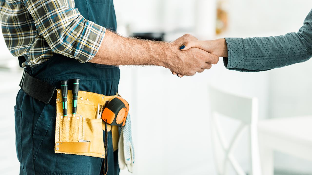 Plumbers want more guidance on customer service, survey finds image