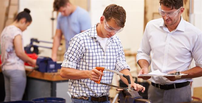 Skills Minister outlines new plans for vocational education image