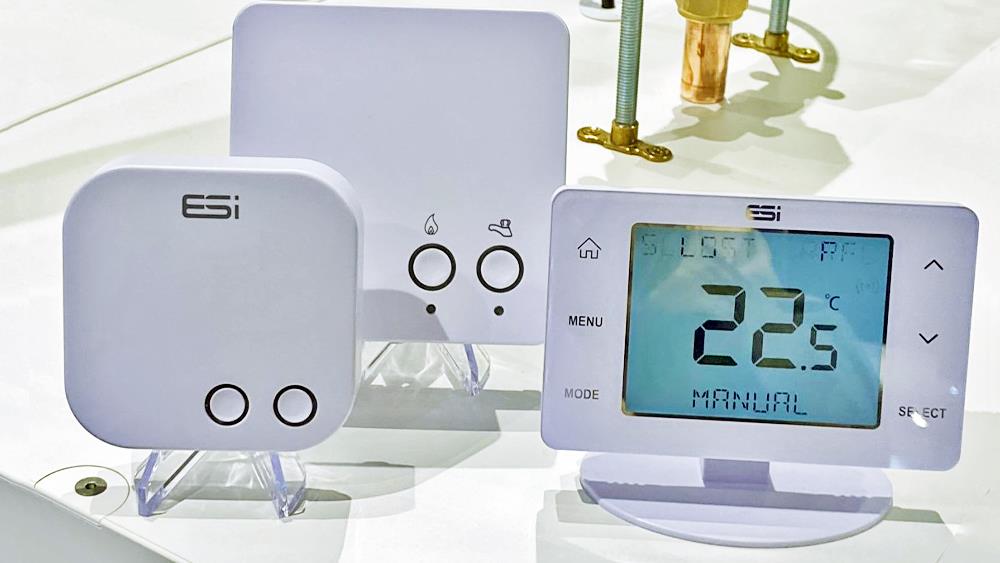 ESi launches new programmable room thermostat  image